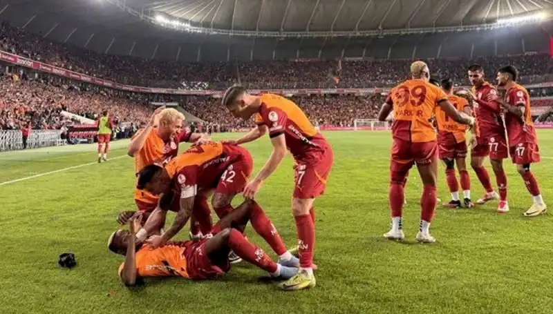 Kıran Kırana Pazarlık: Spor Dünyasında Fırtına Gibi Esen Transfer Süreci