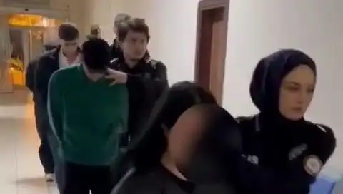 İzinli Silah İle Telefon Gaspı: 5 Şüpheli Kıskıvrak Yakalandı!