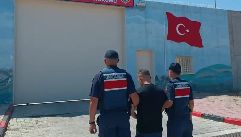 Afyon'da Suçla Mücadele: 9 Aranan Kişi Yakalandı