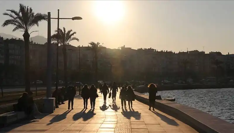 Önümüzdeki Hafta Sonu Hava Durumu Raporu: Bizi Neler Bekliyor?