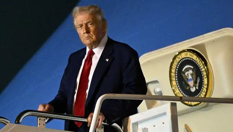 Trump, Lahey'deki NATO Zirvesi'nde Kritik Mesajlar Verecek