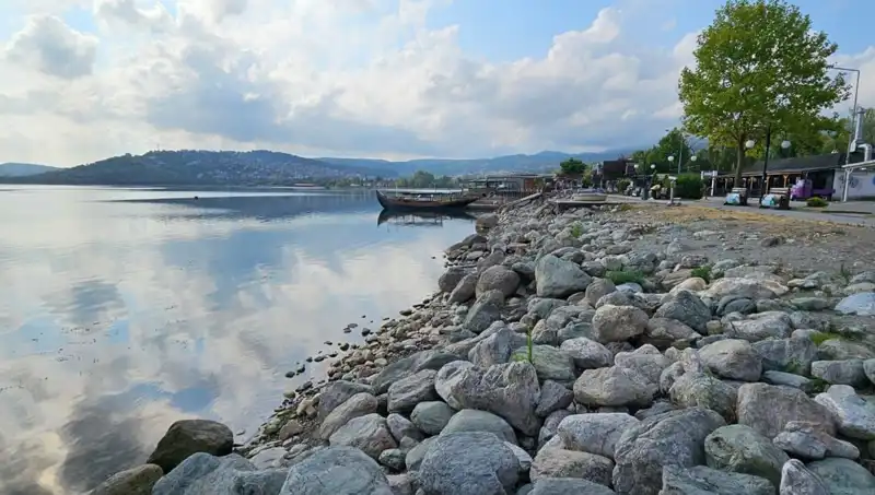 Sapanca Gölü'nde Su Seviyesi Düşüyor: İklim Değişikliği Mi Etkili?