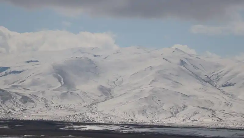 Türkiye'nin Dört İlinde Kar Yağışı ve Soğuk Hava Alarmı