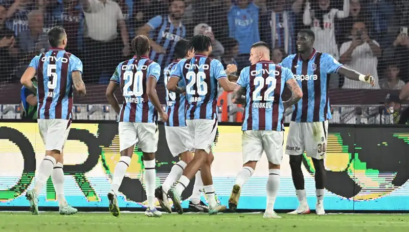 Trabzonspor, Kocaelispor'u Maçta Erken Sarsarak Galip Geldi!
