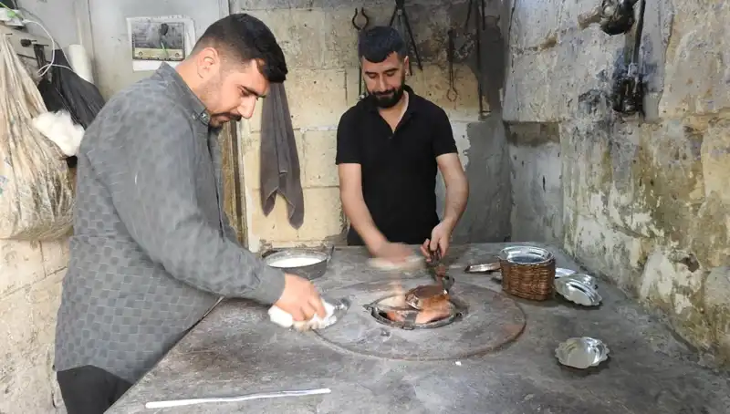 Çırak Bulamayan Usta: Geleneksel Meslekler Yok Olma Tehditiyle Karşı Karşıya