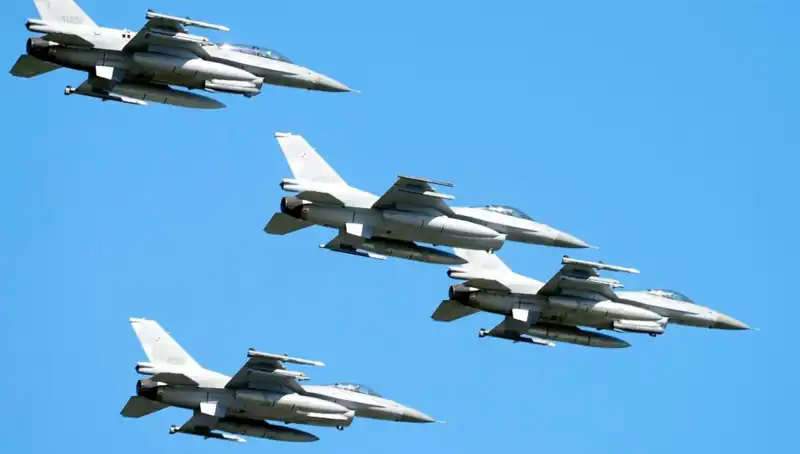 ABD'nin F-16 Pilot Eğitim Programı: Ukrayna’ya 310 Milyon Dolarlık Yatırım