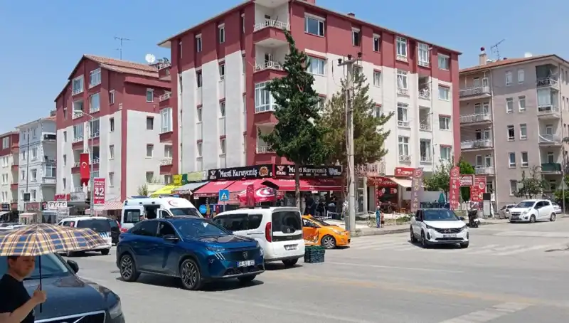 Taksi ile Otomobil Çarpıştı: Kazanın Ayrıntıları ve Sonuçları