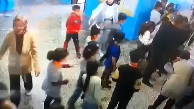 Mardin'de Öğrenciyi Boğazında Sıkışan Yemekten Müdür Yardımcısı Kurtardı