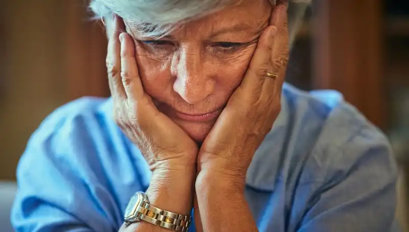 40'lı Yaşlarda Alzheimer Teşhisi: Stresin Sakladığı Erken Uyarı İşaretleri