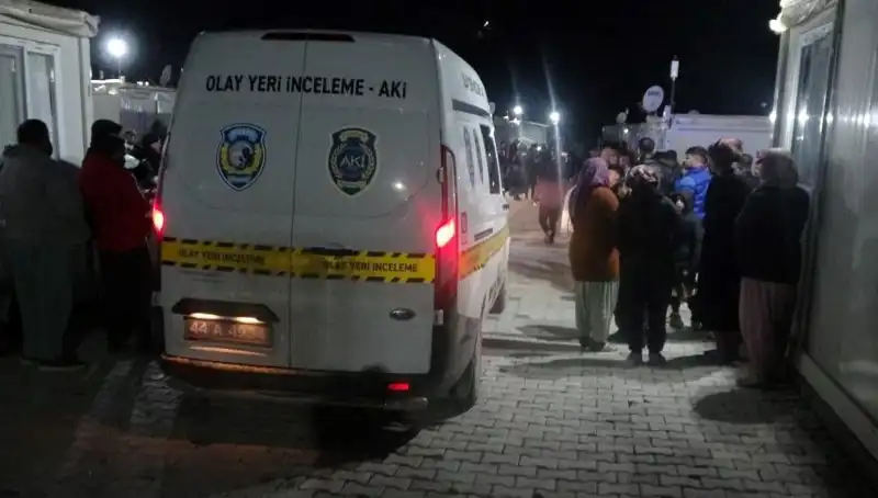 Sokaklarda Çıkan Kanlı Kavga: Husumetlilerin Mücadelesinin Sonucu Korkunçtu