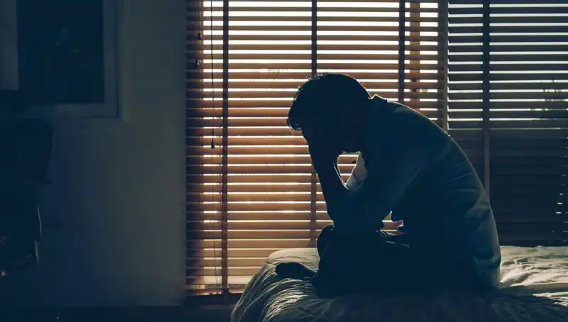 Yıldızlar ile İlişki: Hangi Aylarda Doğan Erkekler Depresyona Daha Yatkın?