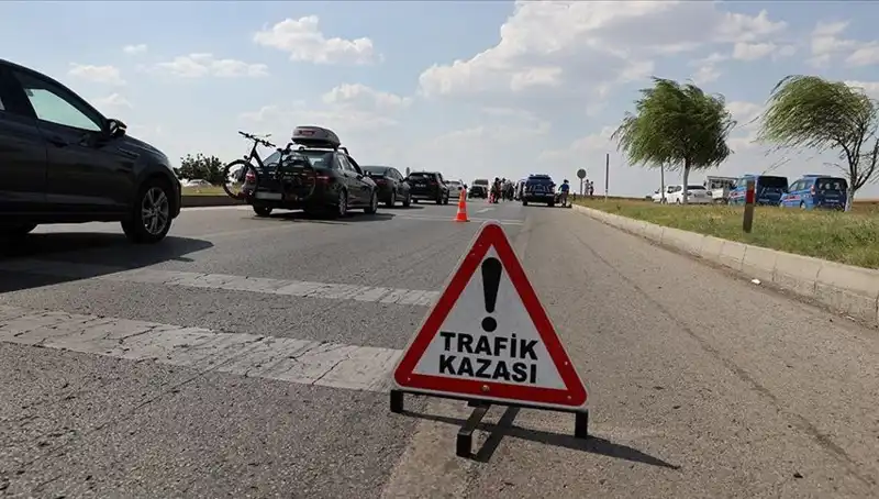 Adana’da Feci Trafik Kazası: 1 Ölü, 1 Yaralı