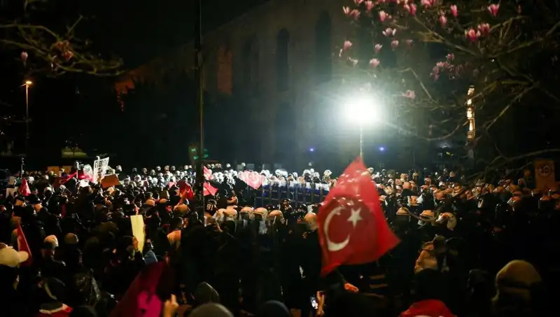 Gösterilere Katıldıkları İçin Tutuklanan Gazetecilere Büyükkohum'dan Tahliye Müjdesi