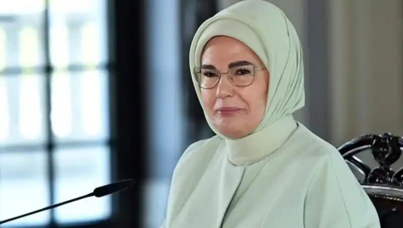 Emine Erdoğan, Uluslararası Aile Forumu'nda Sevgi ve Birlikteliğin Gücünü Vurguladı