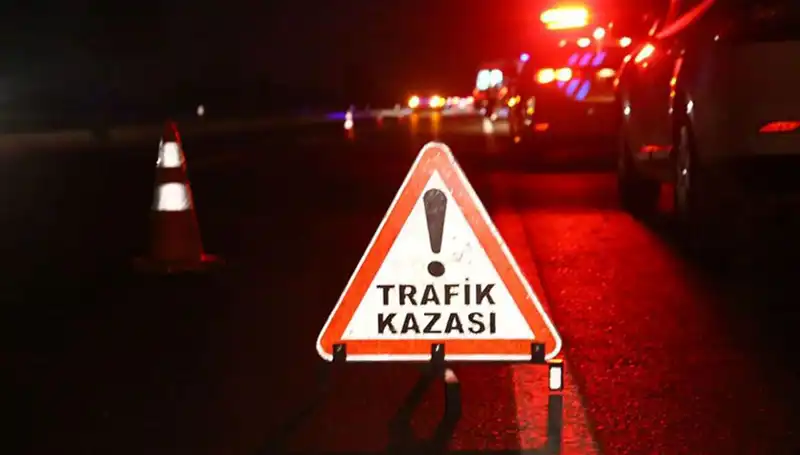 Şanlıurfa'da Zincirleme Kaza: 7 Kişi Yaralandı, Yolcu Trafiği Durdu!