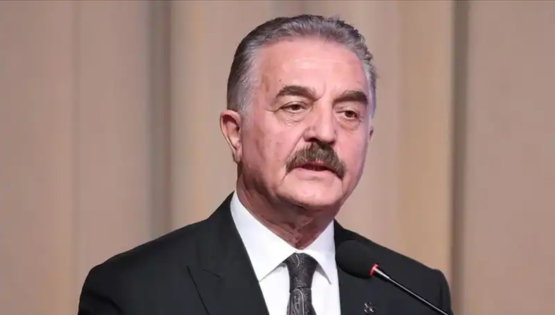 MHP'de Kriz Sürüyor: Büyükataman, Dervişoğlu'na Sert Tepki Gösterdi!