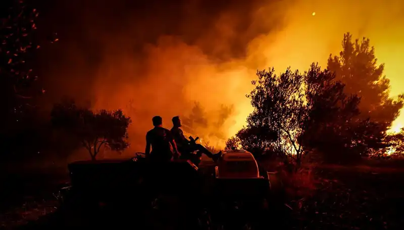 Çanakkale Orman Yangını Büyüyor: 785 Kişi Acil Tahliye Edildi