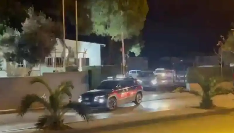 İzmir'de 24 Saatlik Operasyonda 141 Hükümlü Yakalandı!