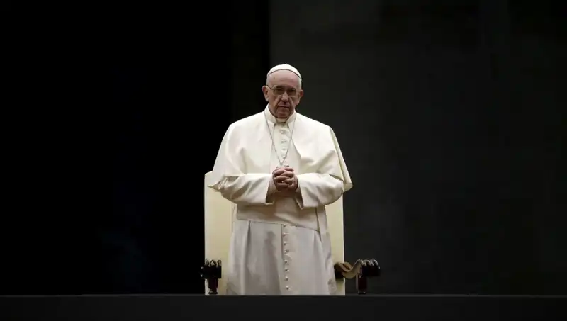 Kapıcılıktan Vatikan'a: Francis'in Şaşırtan Başarı Hikayesi