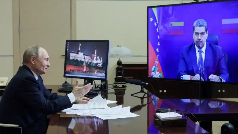 Putin ve Maduro'dan Stratejik İş Birliği: 9 Mayıs Daveti