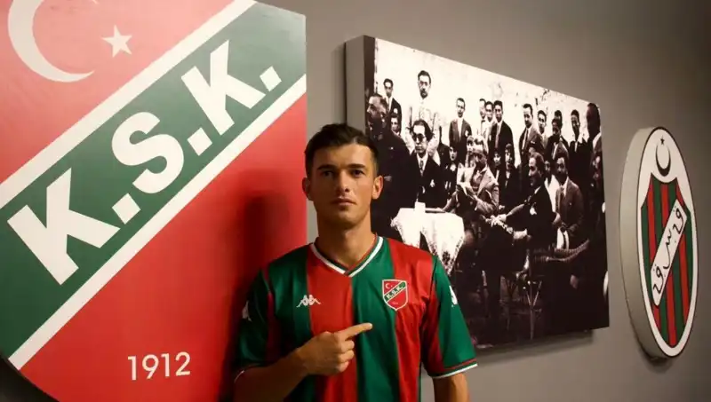 Karşıyaka'da Transfer Hareketliliği: Takım Yenileniyor!