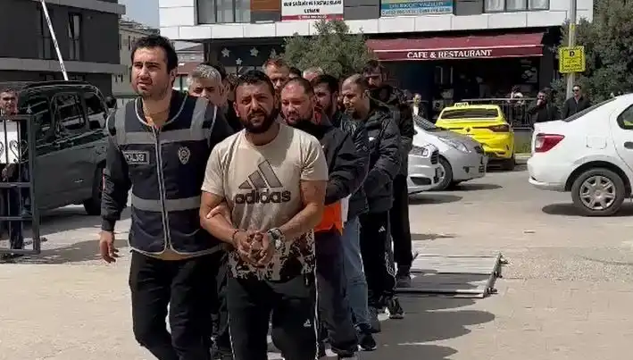 Edirne'de Görülen Büyük Operasyon: Yedi Firari Suçlu Ele Geçirildi