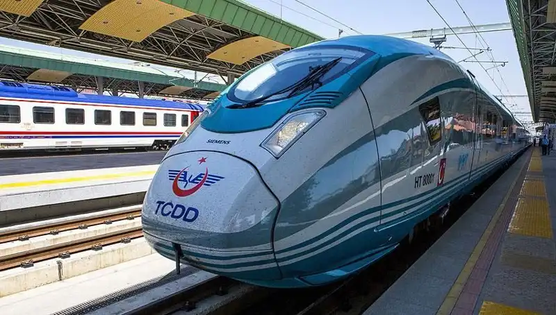 TCDD, 140 Yeni Tren Makinisti Alımı Yapıyor! İşte Başvuru ve Şartlar